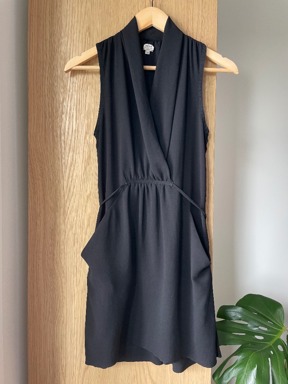 Aritzia Wilfred Sabine Dress - Size XXS